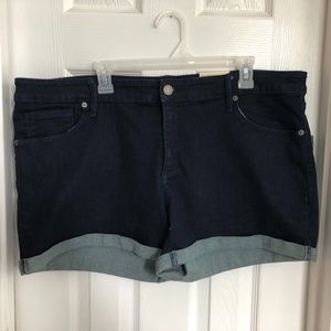 Universal Threads Midi Shorts